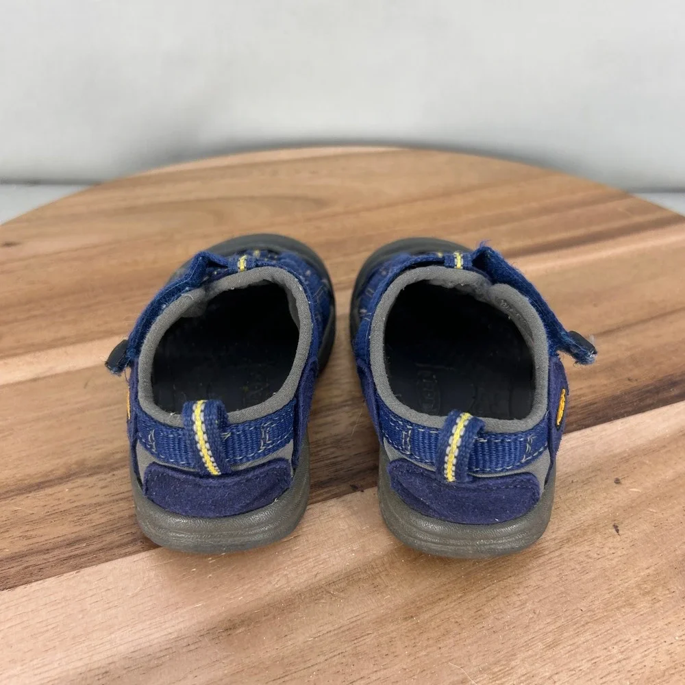 KEEN Seacamp II CNX Size 5 Toddler Boys Blue Yellow Athletic Water Sandals